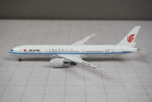 Phoenix Models 1:400 Air China Boeing 787-9 B-7879 12090