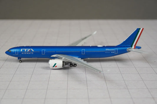 Phoenix Models 1:400 ITA Airways Airbus A330-900neo EI-HJP 04690