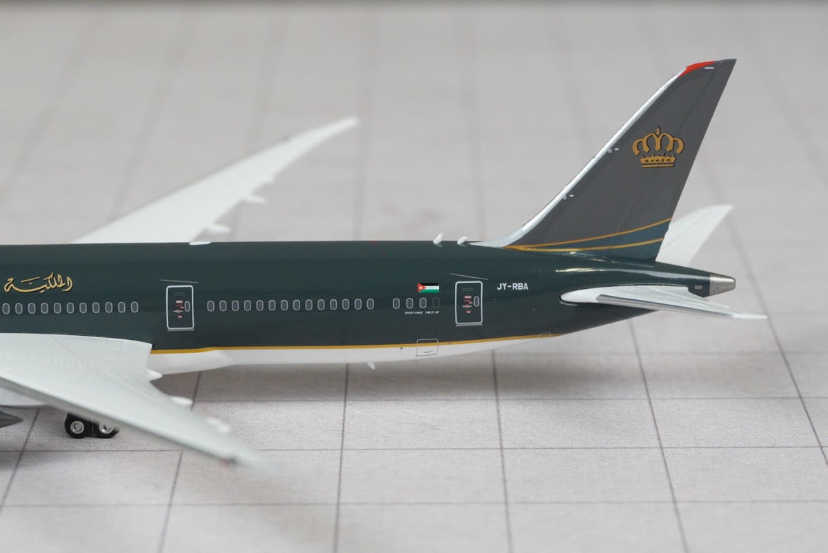 Phoenix Models 1:400 Royal Jordanian Airlines Boeing 787-9 JY-RBA 12091