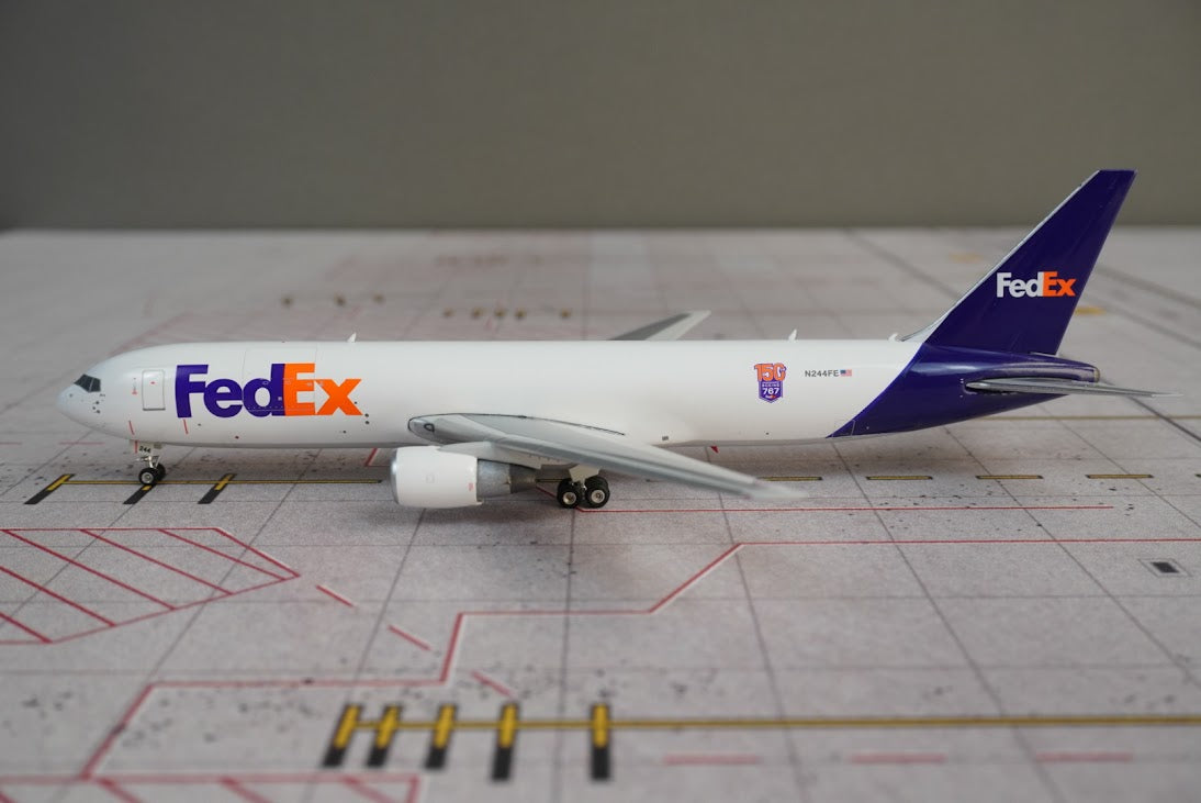 Phoenix Models 1:400 FedEx Boeing 767-300F N244FE "150th and last 767 for FedEx" 04703