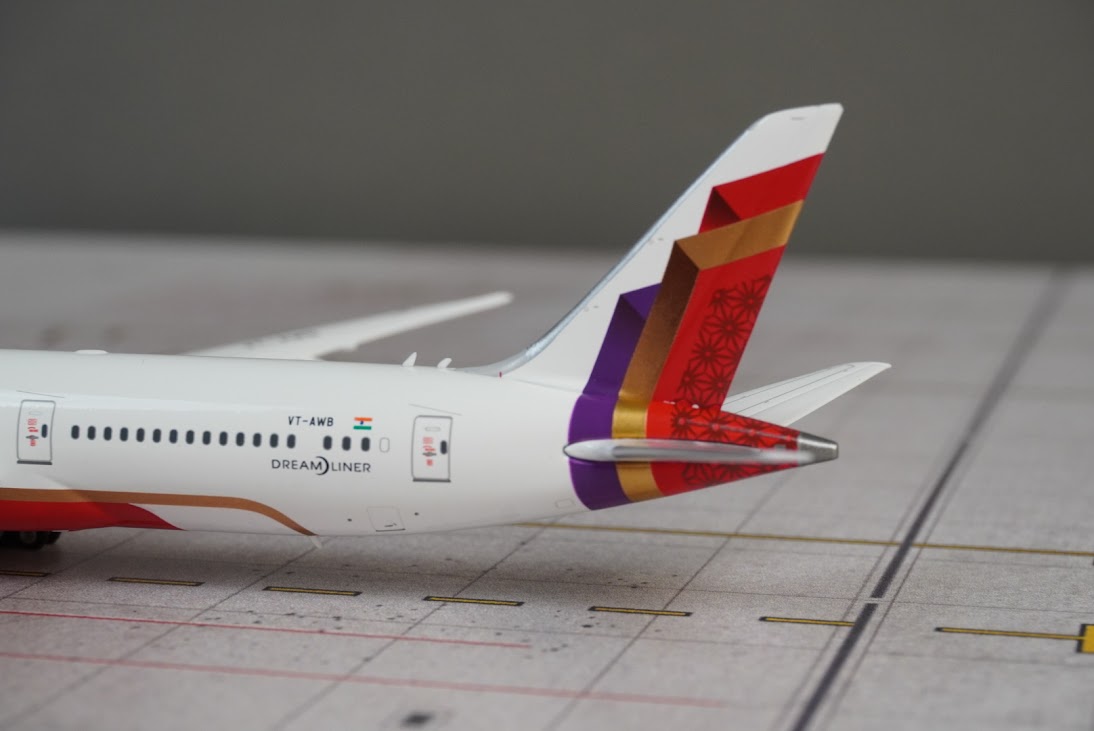 Phoenix Models 1:400 Air India Boeing 787-9 VT-AWB 12103