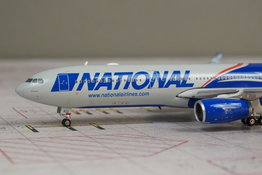 Phoenix Models 1:400 National Airlines Airbus A330-300 N873CA 04701