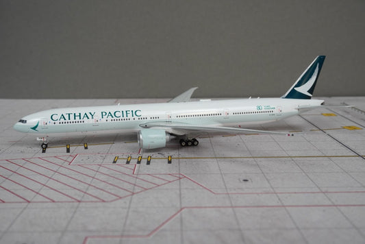 Phoenix Models 1:400 Cathay Pacific Boeing 777-300ER B-KPO "80 Years Together" 04704