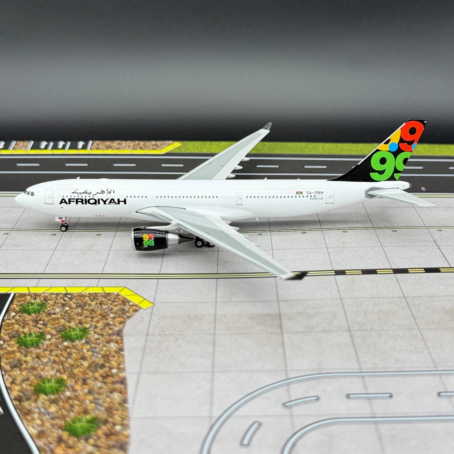 Phoenix Models 1:400 Afriqiyah Airbus A330-200 5A-ONH "Post 2011" 12062