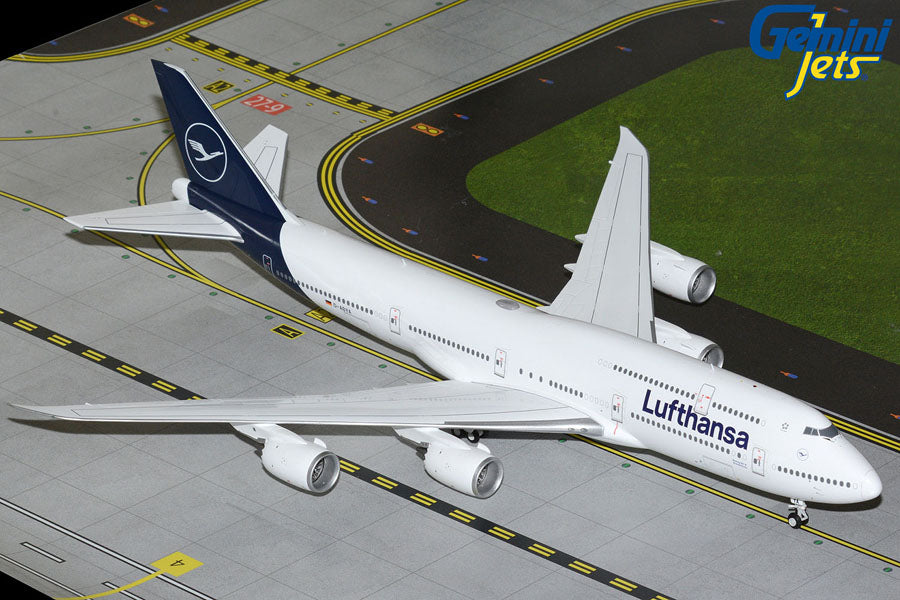 Gemini200 Lufthansa Boeing 747-8i D-ABYA G2DLH1242