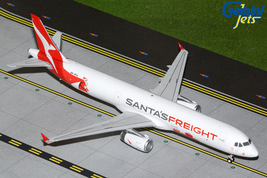Gemini200 Qantas Freight Airbus A321P2F VH-XF4 "Santa's Freight" G2QFA1477