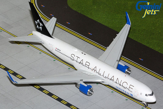 Pre-Order Gemini200 United Airlines Boeing 767-300 Star Alliance livery N653UA G2UAL1379