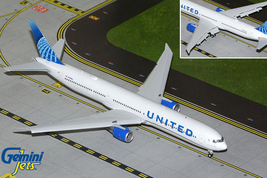 Gemini200 United Airlines Boeing 767-400ER N76064 Flaps Down G2UAL1445F