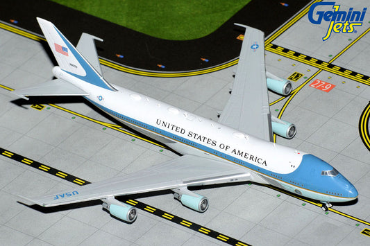Gemini Jets 1:400 Boeing 747-200 (VC-25A) "Air Force One" GJAFO2173
