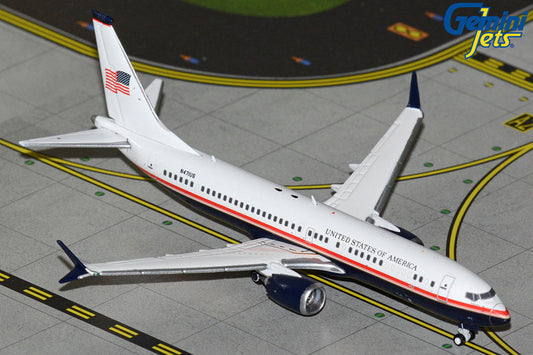 GeminiJets 1:400 United States Air Force Boeing 737 MAX 8 BBJ N471US GJAFO2420