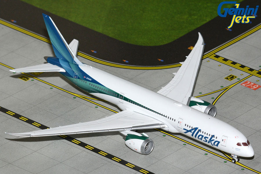 GeminiJets 1:400 Alaska Airlines Boeing 787-9 N784HA GJASA2400