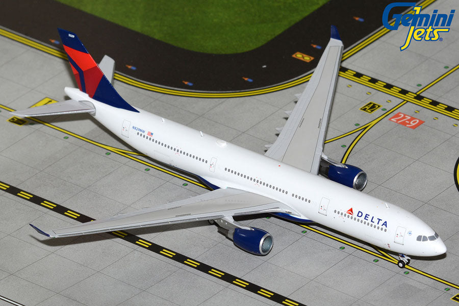 Gemini Jets 1:400 Delta Air Lines Airbus A330-300 N829NW GJDAL2106