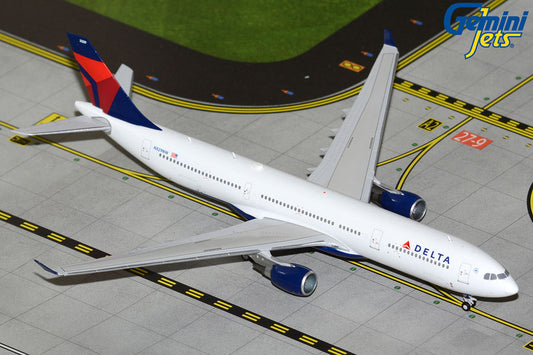 Gemini Jets 1:400 Delta Air Lines Airbus A330-300 N829NW GJDAL2106