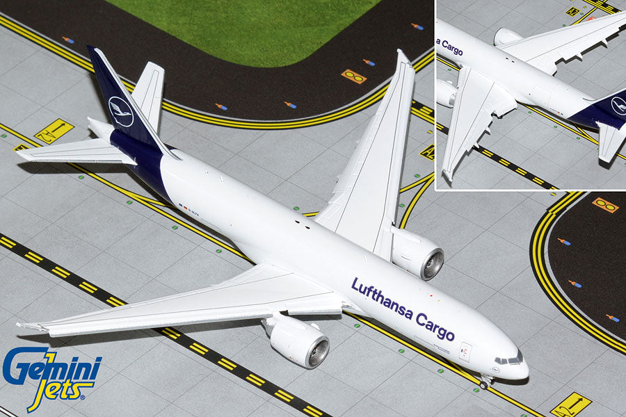 Gemini Jets 1:400 Lufthansa Cargo Boeing 777-200LRF D-ALFA "Flaps Extended" GJDLH2126F