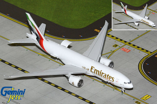Gemini Jets 1:400 Emirates Boeing 777F A6-EFV Interactive GJUAE2382