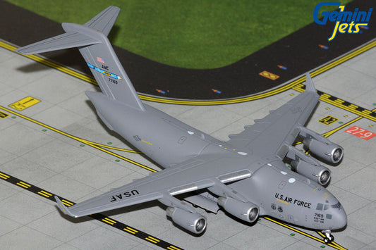 GeminiJets 1:400 United States Air Force Boeing C-17 Globemaster III 07-7169 Dover AFB GMUSA164