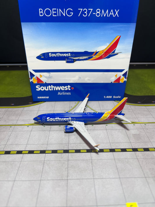 Phoenix Models 1:400 Southwest Airlines Boeing 737 MAX 8 "1000th 737" N8885Q 04571