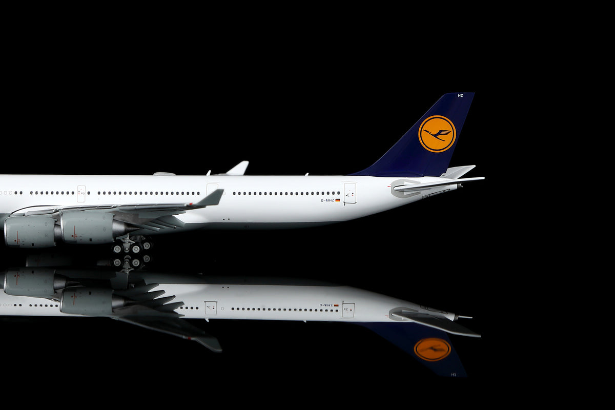 YY Wings 1:400 Lufthansa Airbus A340-600 D-AIHZ Flaps Down YY34615F