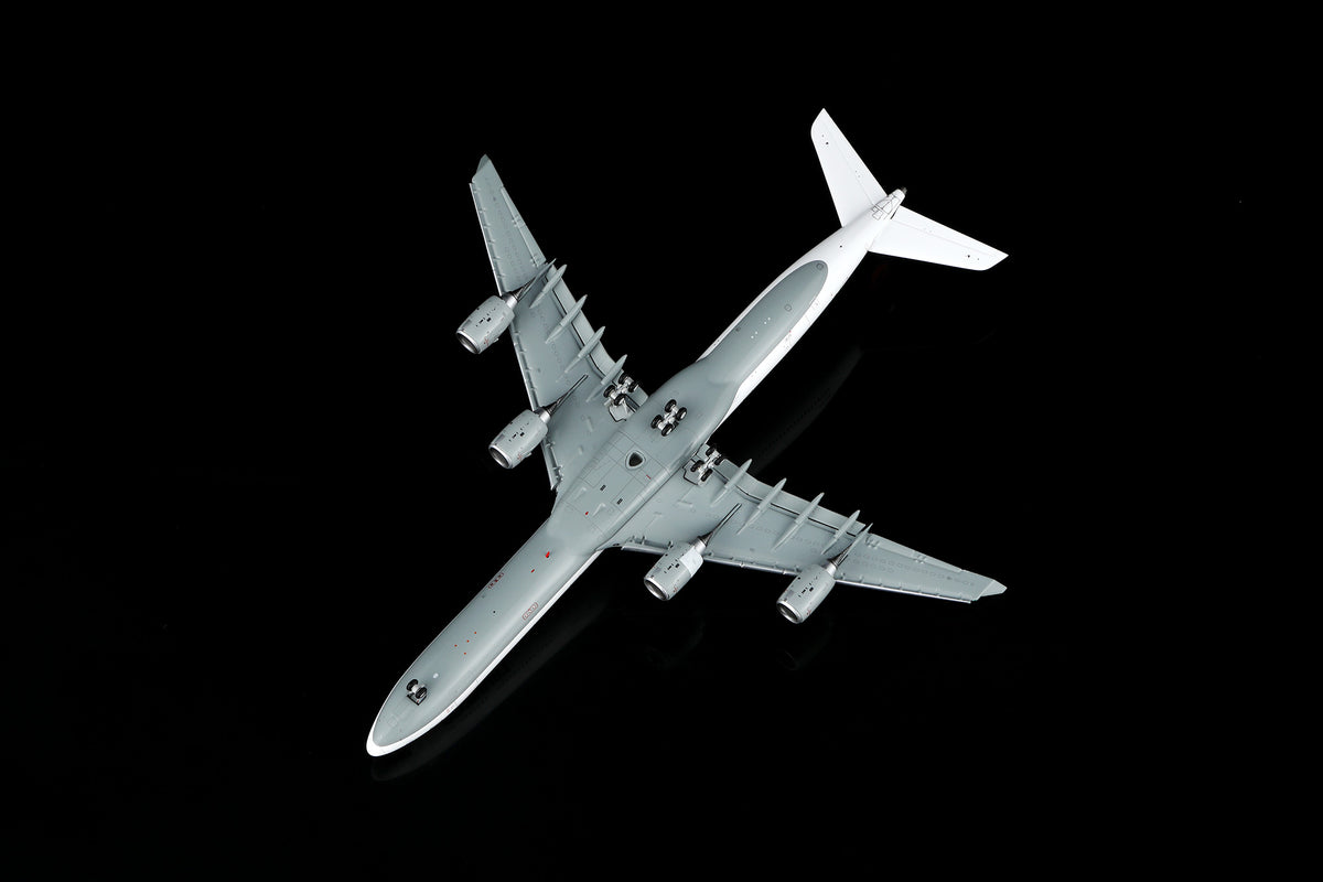 YY Wings 1:400 Lufthansa Airbus A340-600 D-AIHX Flaps Down YY34625F