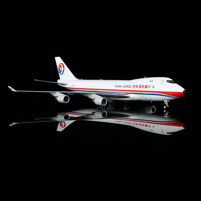 SQ Wings 1:200 China Eastern Cargo Boeing 747-400F B-2428 Interactive L2118C
