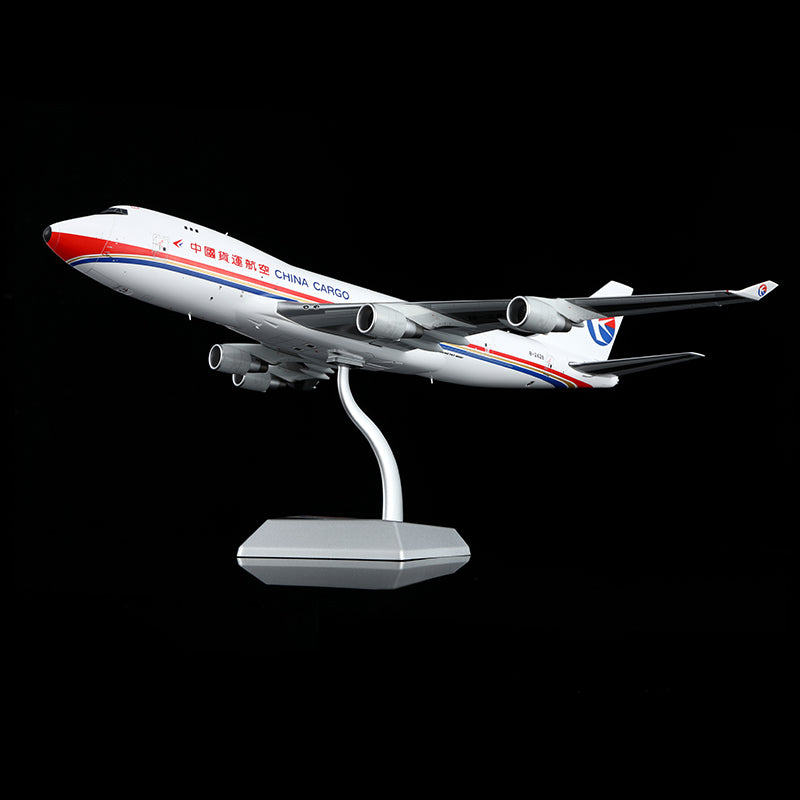 SQ Wings 1:200 China Eastern Cargo Boeing 747-400F B-2428 Flaps Down L2118FD