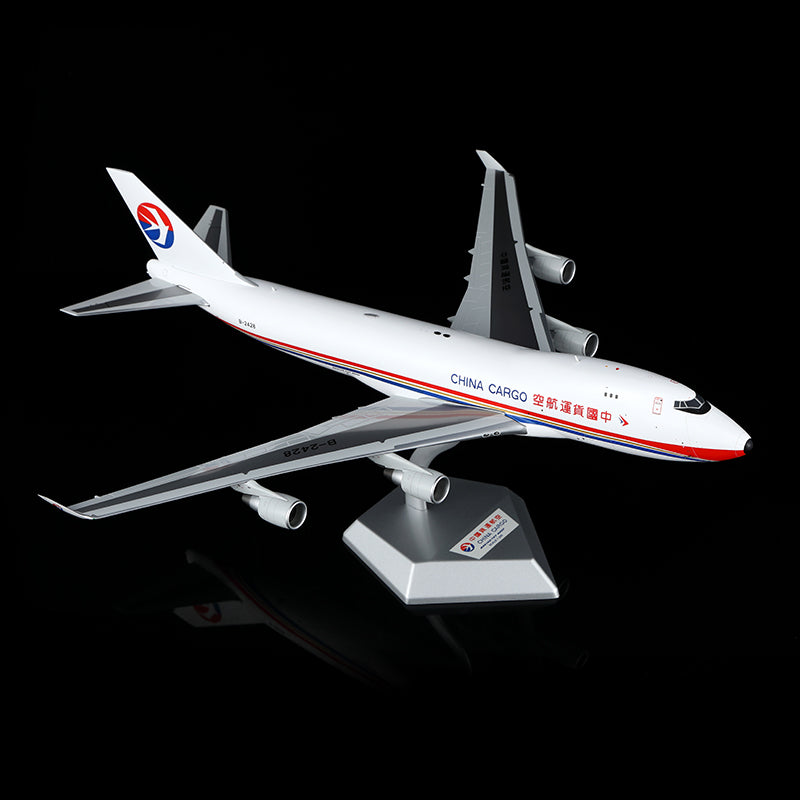 SQ Wings 1:200 China Eastern Cargo Boeing 747-400F B-2428 Interactive L2118C