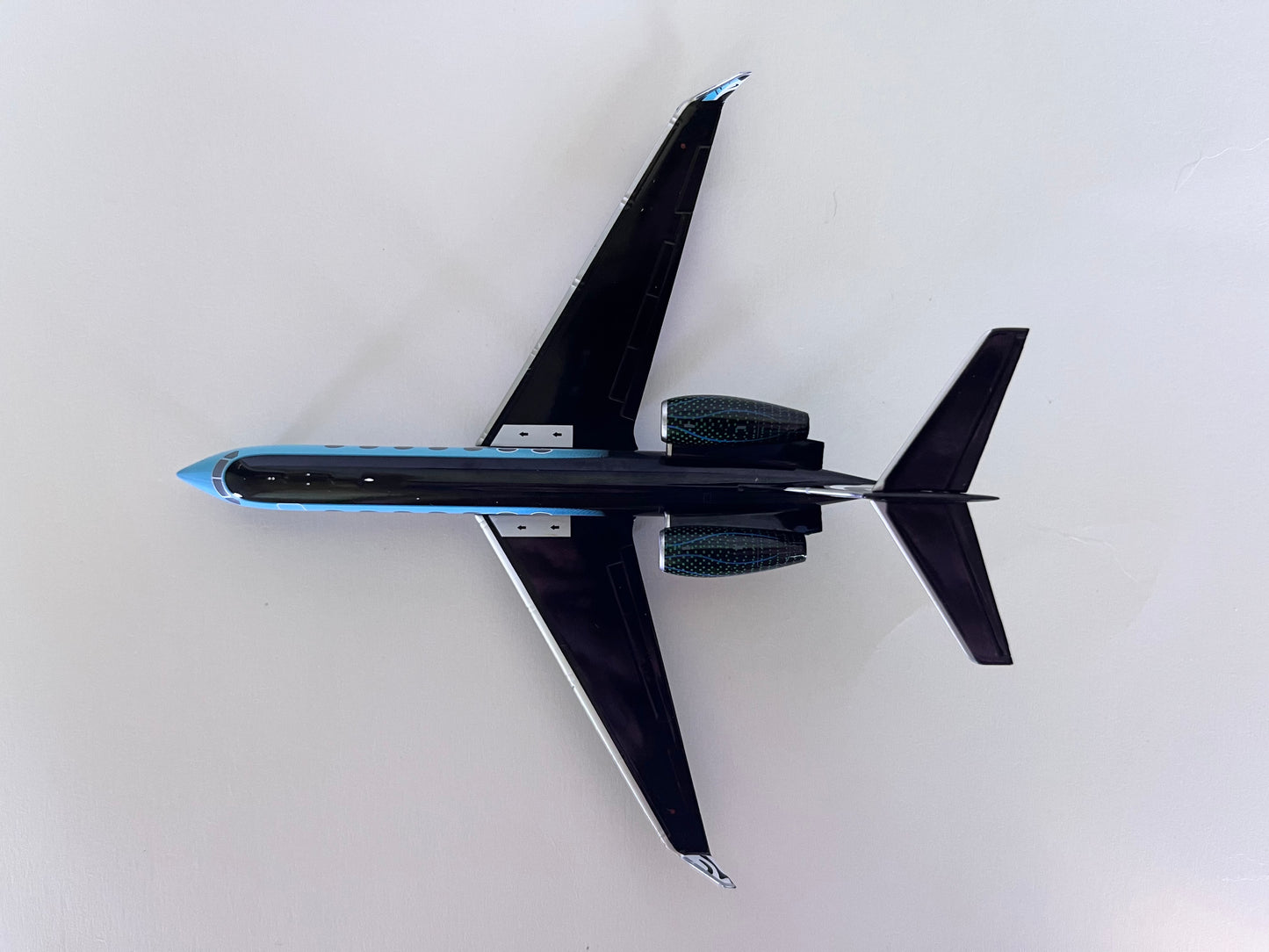 NG Models 1:200 Nike Gulfstream G550 N3546 NG 75010