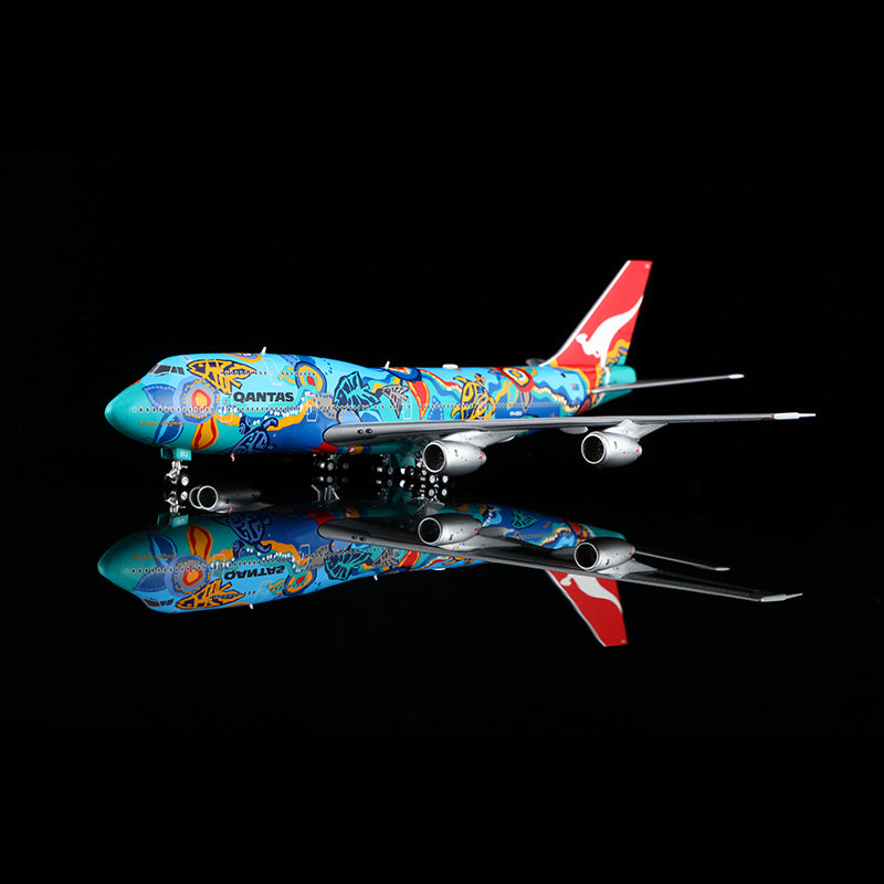 HX Models 1:400 Qantas Airways Boeing 747-300 VH-EBU "Nalanji Dreaming" B606501