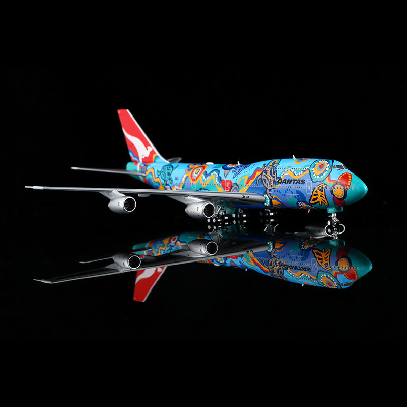 HX Models 1:400 Qantas Airways Boeing 747-300 VH-EBU "Nalanji Dreaming" B606501