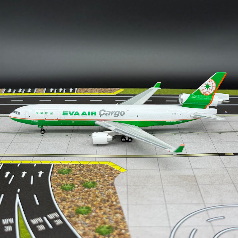 Phoenix Models 1:400 Eva Air Cargo McDonnell Douglas MD-11F B-16106 12043