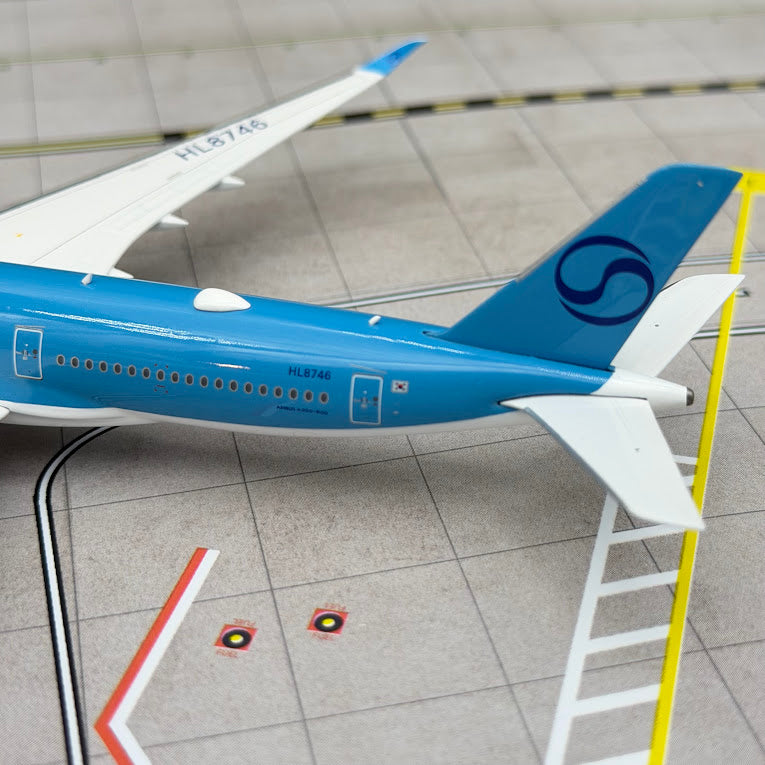 Phoenix Models 1:400 Korean Air Airbus A350-900 HL8746 New Livery 04672