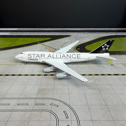 JC Wings 1:400 Lufthansa Boeing 747-400 D-ABTH "Star Alliance" XX40670