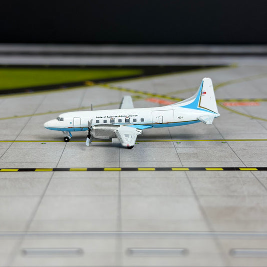 JC Wings 1:400 Federal Aviation Administration Convair CV-580 N39 XX40313