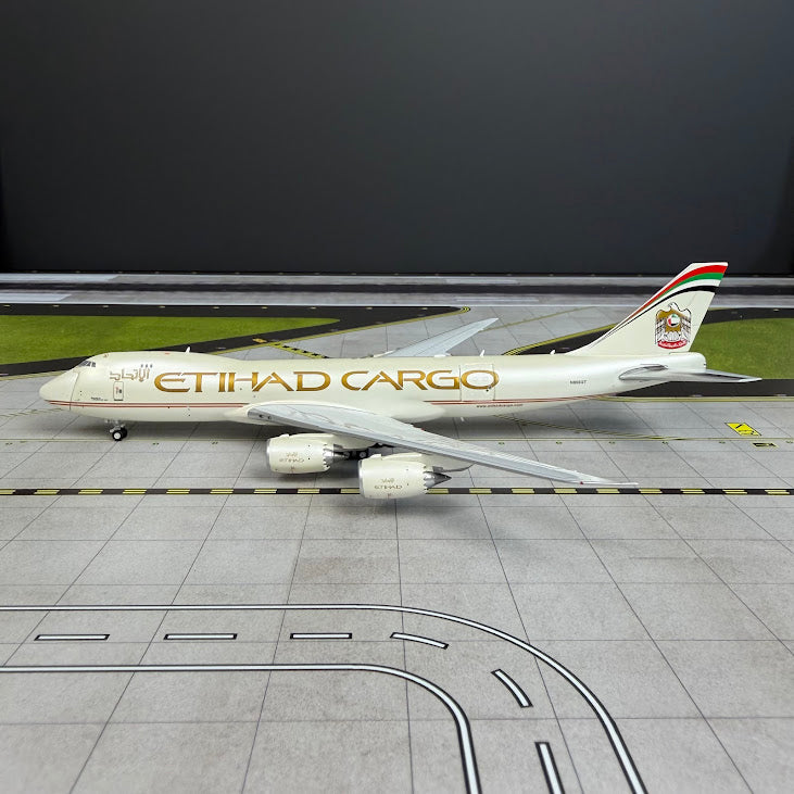 JC Wings 1:400 Etihad Cargo Boeing 747-8F N855GT Interactive XX40159C