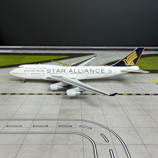 JC Wings 1:400 Singapore Airlines Boeing 747-400 9V-SPP "Star Alliance" XX40701