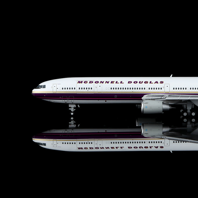 YY Wings 1:400 McDonnell Douglas MD-11 N211MD House Livery