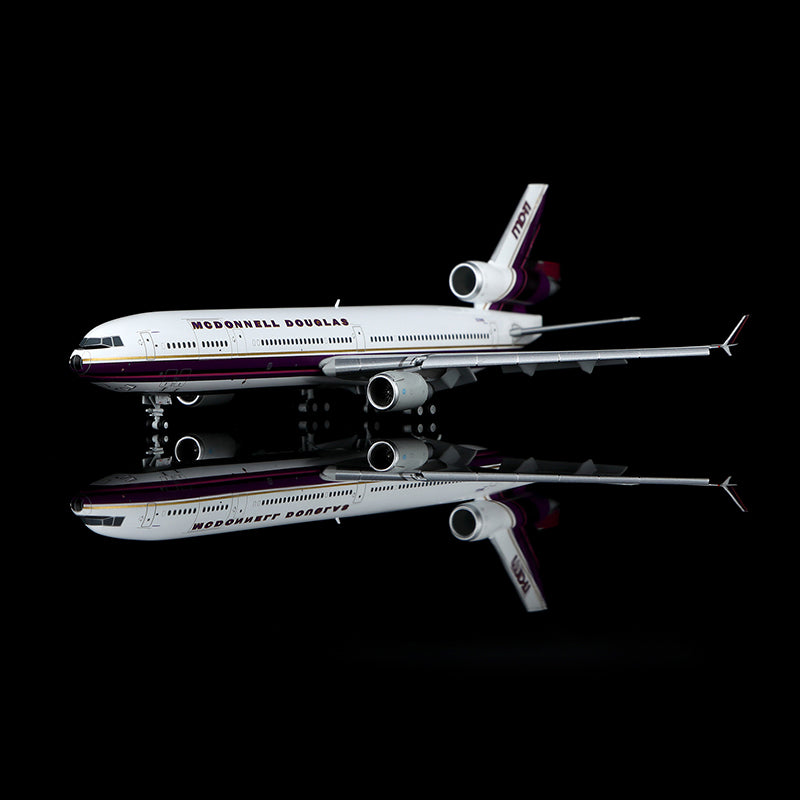 YY Wings 1:400 McDonnell Douglas MD-11 N211MD House Livery