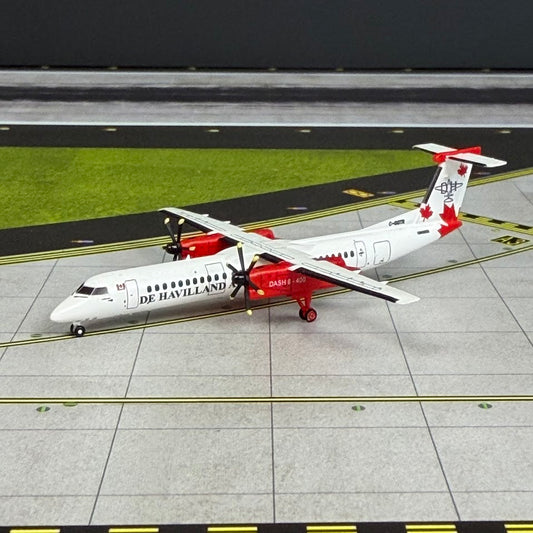 3D Design Deck 1:400 De Havilland Aircraft of Canada Bombardier Q400 C-GGTR 111