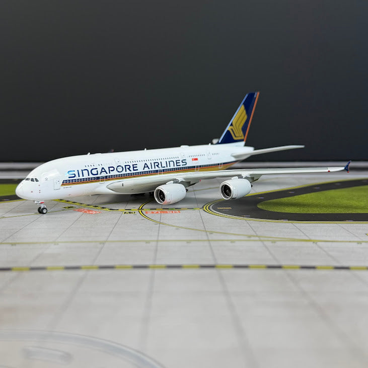 Phoenix Models 1:400 Singapore Airlines Airbus A380 9V-SKW