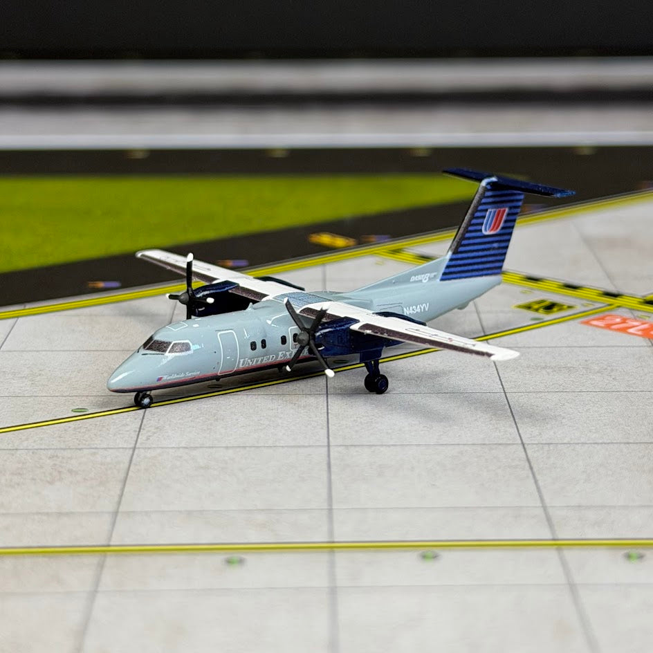3DD 1:400 United Express DHC Q200 N434YV 173