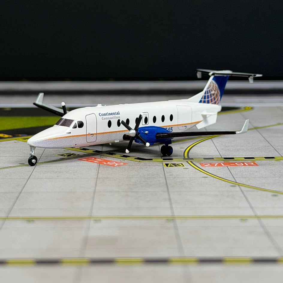 3D Design Deck 1:200 Continental Connection Beechcraft 1900D N53545 161