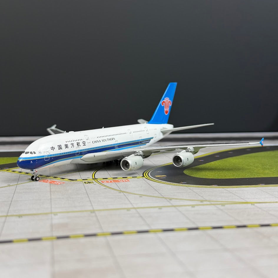 HX Models 1:400 China Southern Airbus A380 Multiple Variants