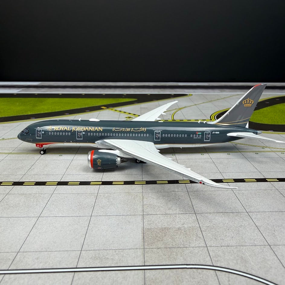 Phoenix Models 1:400 Royal Jordanian Boeing 787-8 JY-BAG "new livery" 12077