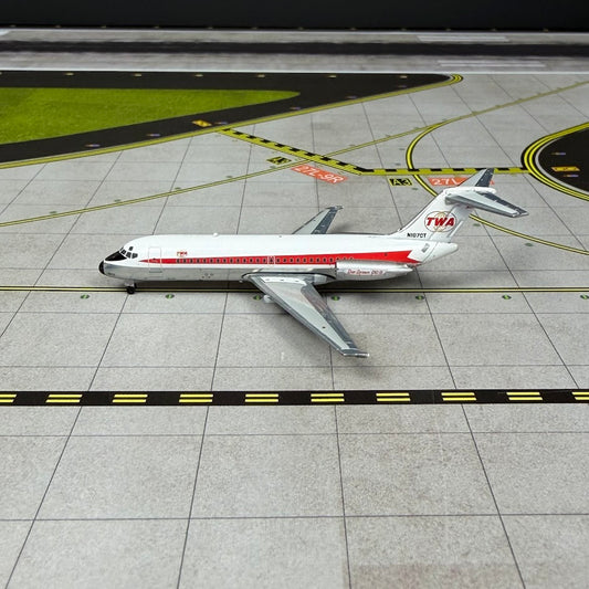 V1:400 Trans World Airlines (TWA) McDonnell Douglas DC-9-15 N1070T 400008