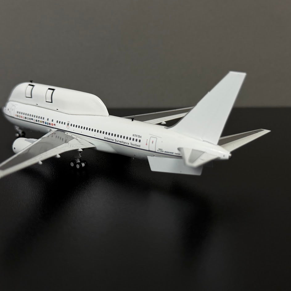 Patriot Models 1:400 Boeing Company/U.S. Army 767-200 (AST) N767BA PT-400-018
