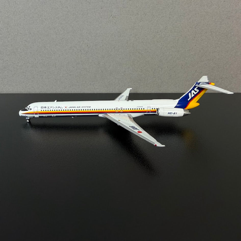 Phoenix Models 1:400 Japan Air System (JAS) McDonnell Douglas MD-81 JA8498 04679