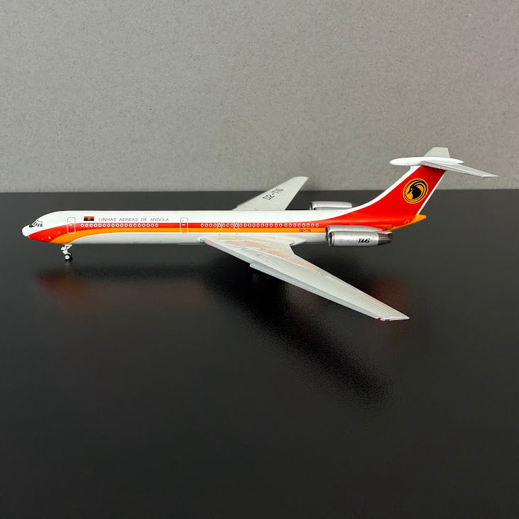 Phoenix Models 1:400 TAAG Angola Ilyushin IL-62M D2-TIG 12084