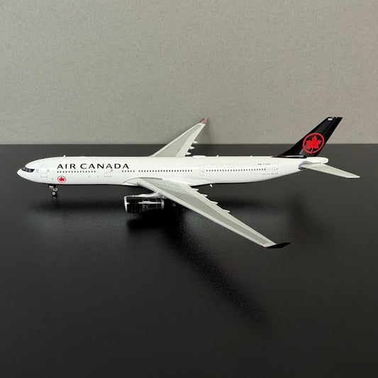 Phoenix Models 1:400 Air Canada Airbus A330-300 C-FDHU 12073