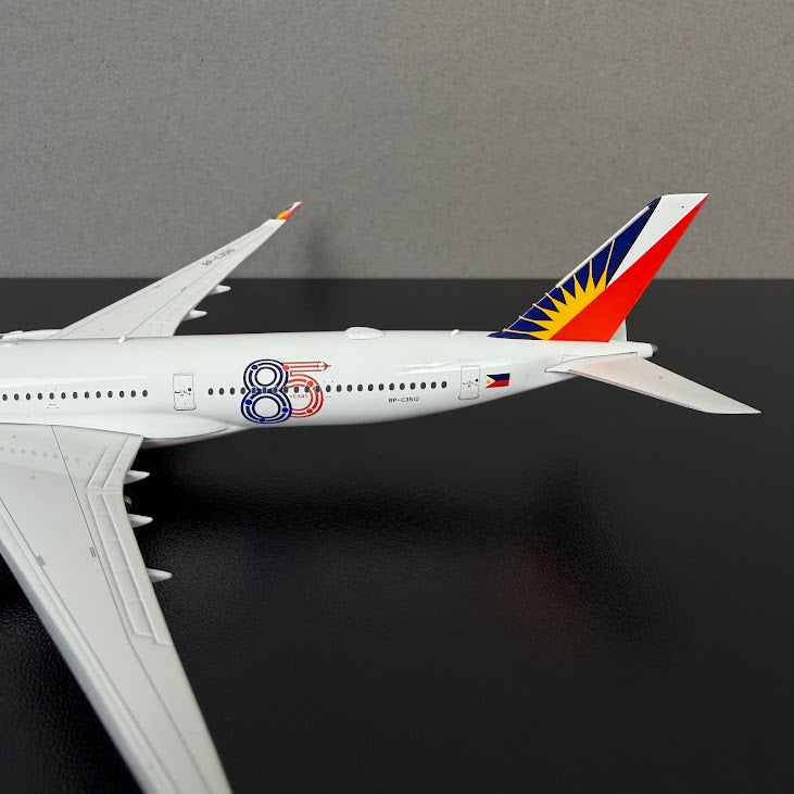 Phoenix Models 1:400 Philippines Airlines Airbus A350-1000 RP-C3510 "85th Anniversary" 12085
