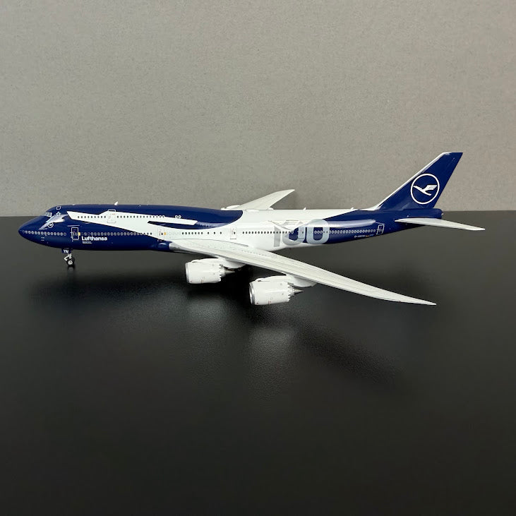 Phoenix Models 1:400 Lufthansa Boeing 747-8 D-ABYN "100 Years" 04697